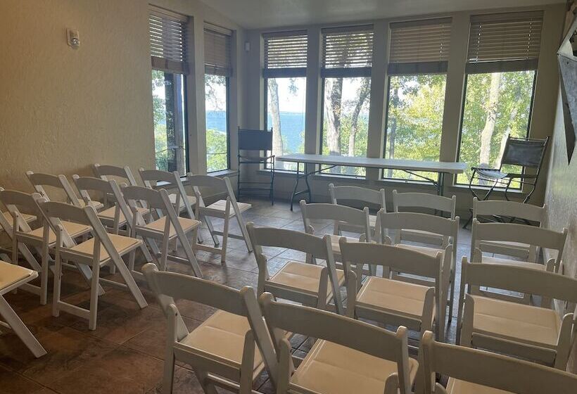 ペンション Lone Star Lodge And Marina