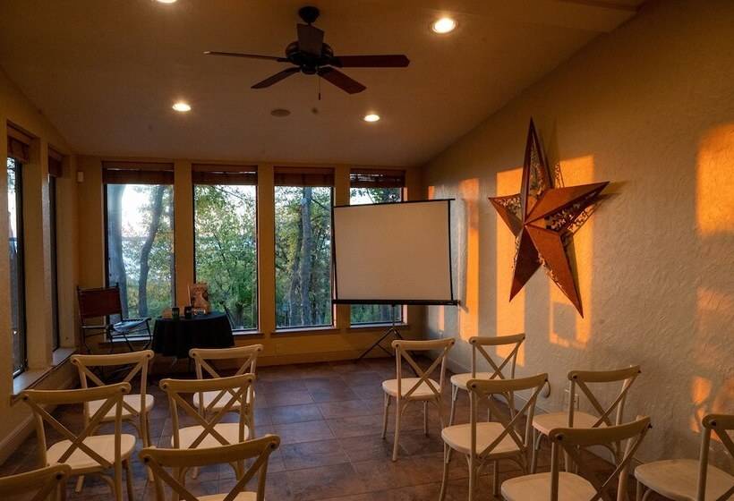 ペンション Lone Star Lodge And Marina