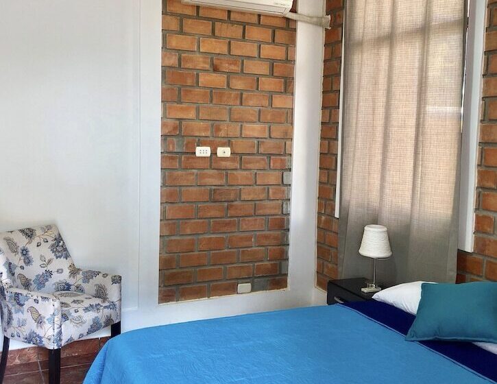 پانسیون Mi Querencia