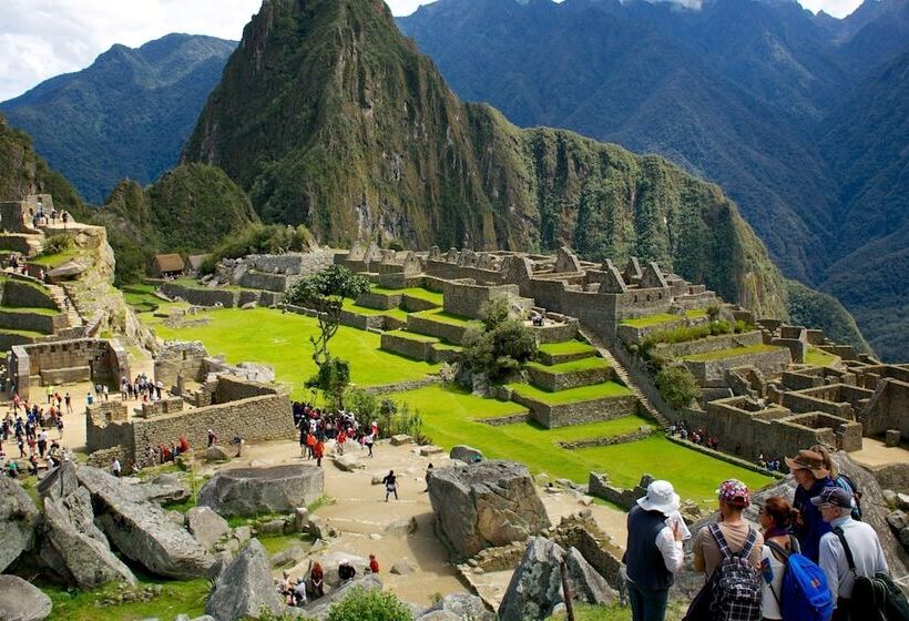 ペンション Munay Tika Family House