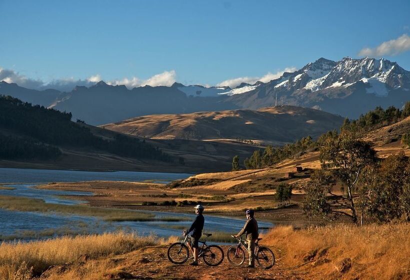 ペンション Munay Tika Family House