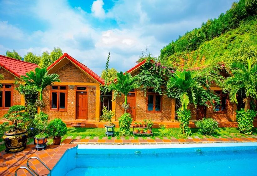 پانسیون Phong Nha Hillside View Bungalow
