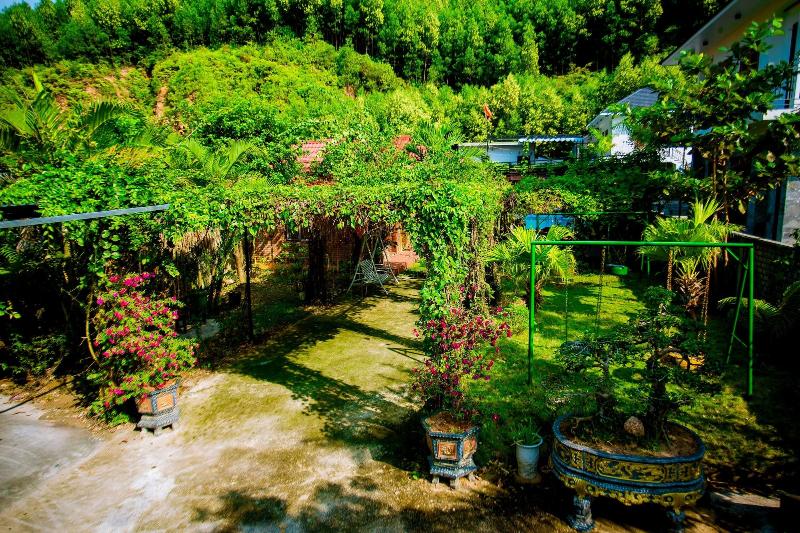 پانسیون Phong Nha Hillside View Bungalow