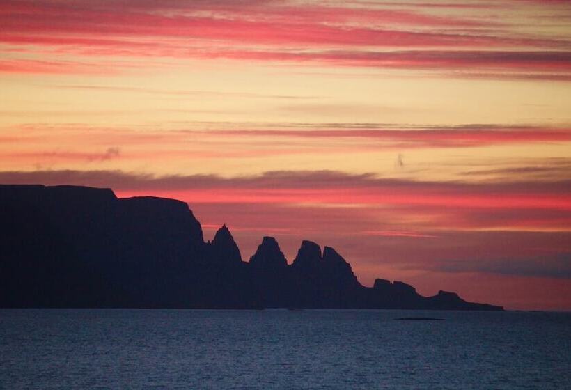 پانسیون Urdartindur Guesthouse And Cottages