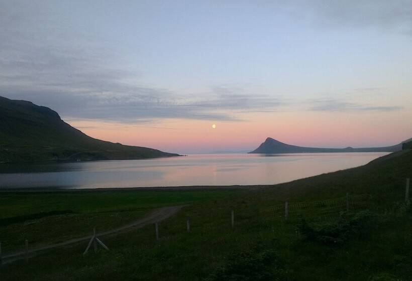 پانسیون Urdartindur Guesthouse And Cottages