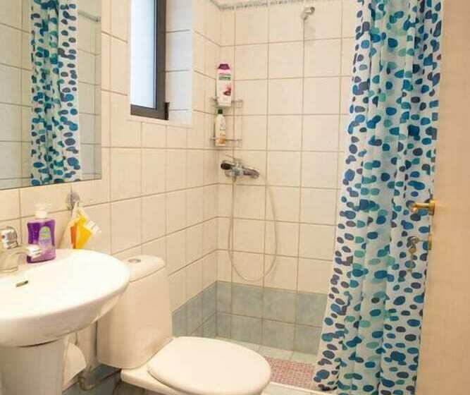 Porto Rafti View By Akroploron