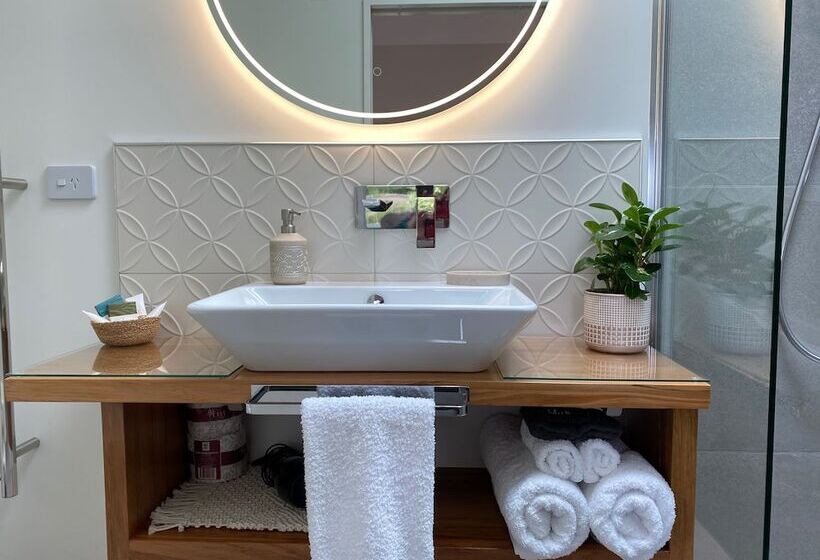 אתר נופש The Bay House Beachfront Accommodation