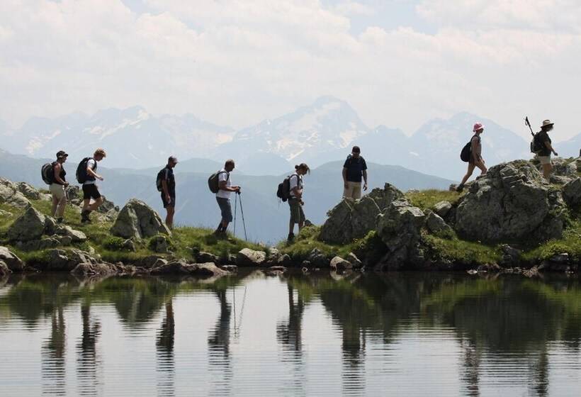 Курорт Village Vacances Les Ramayes