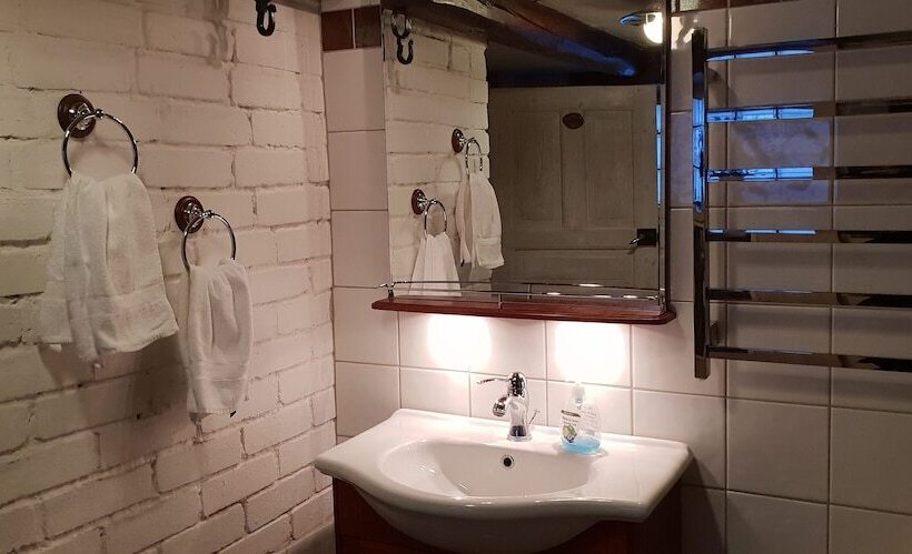 Som Hemma Gardscafe Bed & Breakfast