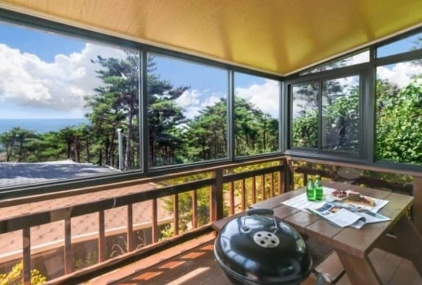 Taean Solmi Label Pension