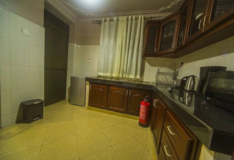 Victoria Breeze Hotel Apartment