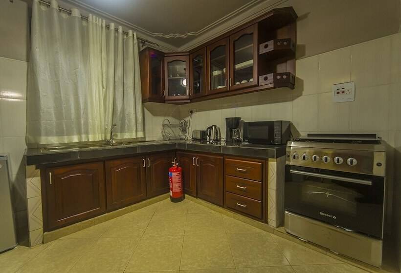 Victoria Breeze Hotel Apartment