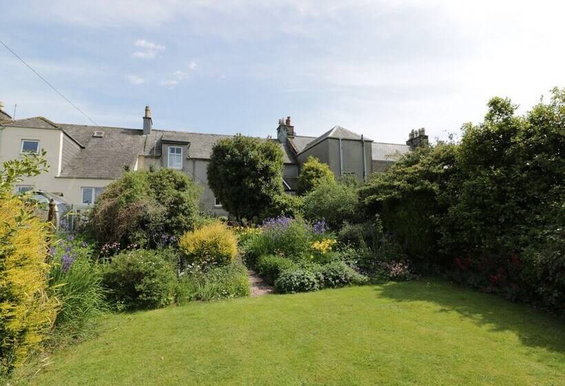 27 29 St. Marys Place