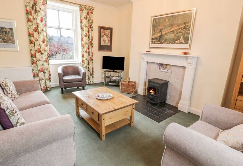 27 29 St. Marys Place