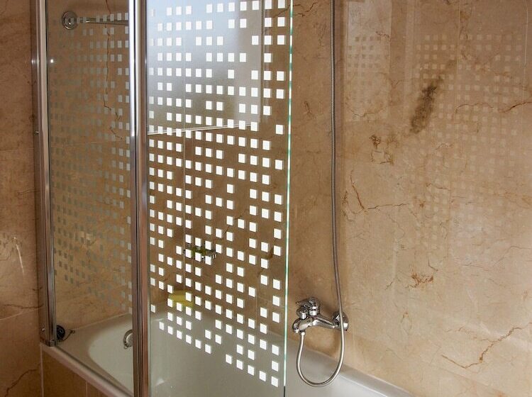 Apartamentos Embalse De Orellana