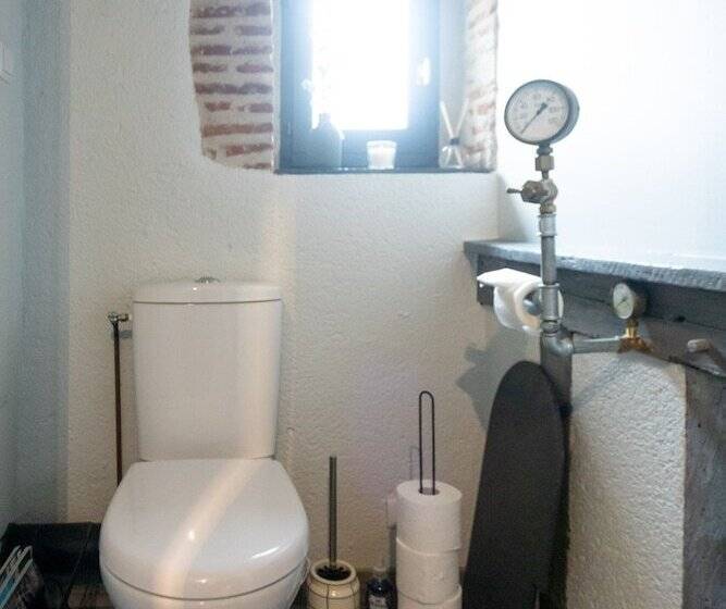 مبيت وإفطار La Tour Aux Grains