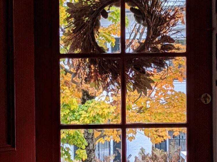 تختخواب و صبحانه The Buckmaster Inn