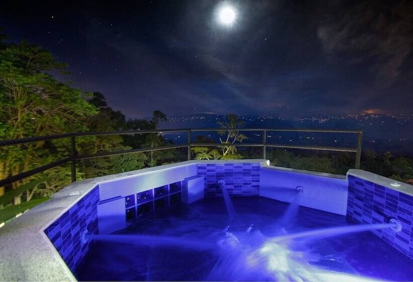 Cetro Hotel Boutique