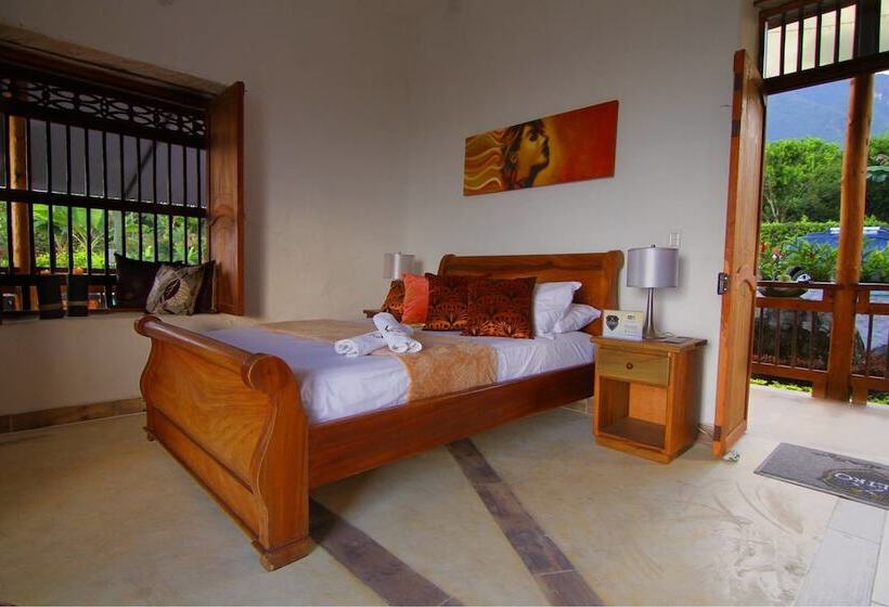 Cetro Hotel Boutique