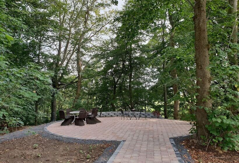 Gørdinglund Herregård Bed & Breakfast