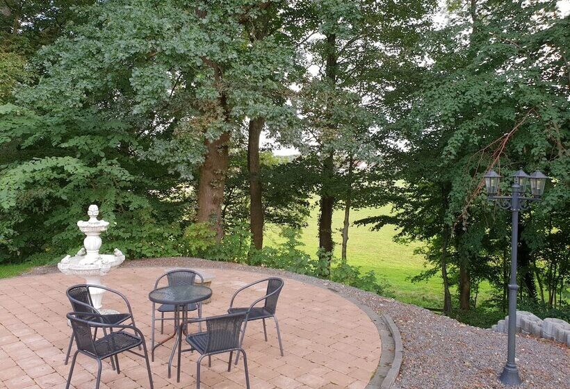 Gørdinglund Herregård Bed & Breakfast