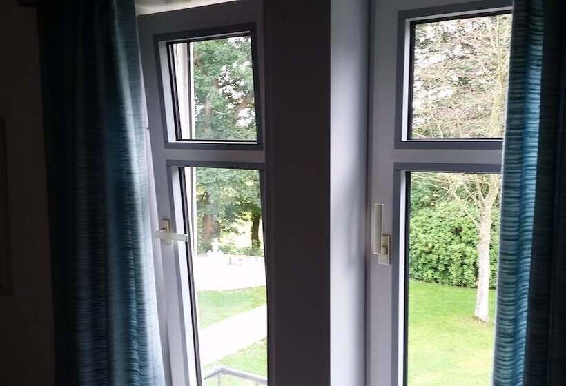 Gørdinglund Herregård Bed & Breakfast