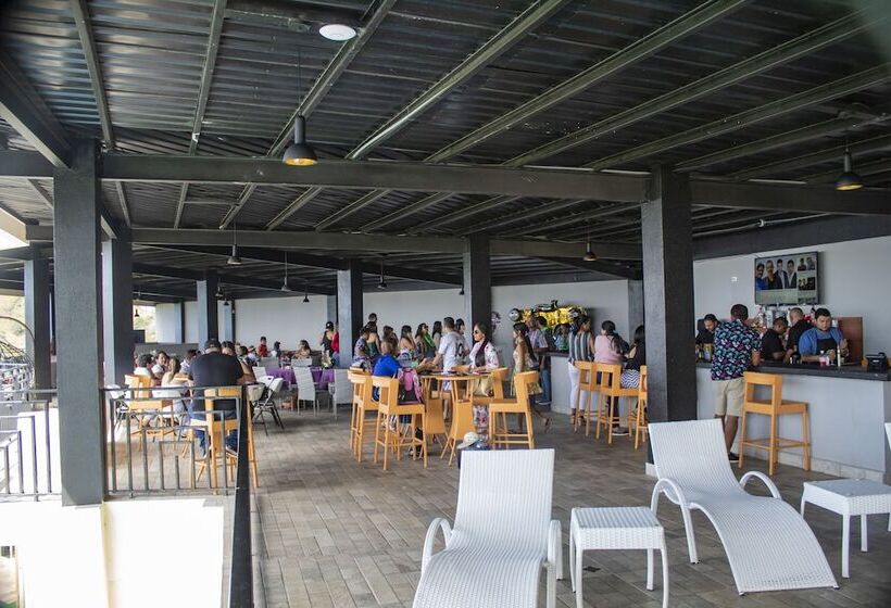 Horizonte Resort Hotel & Spa