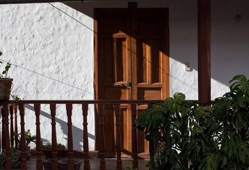 Hospedaje Los Jazmines Hostel