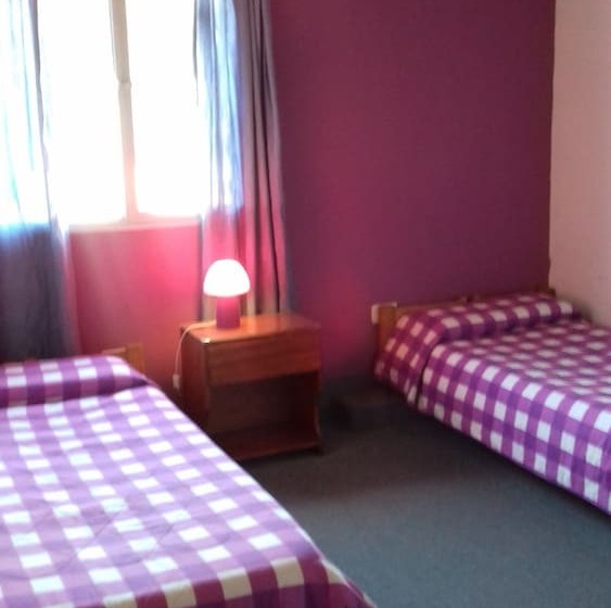 Hospedaje Norte Calafate   Hostel