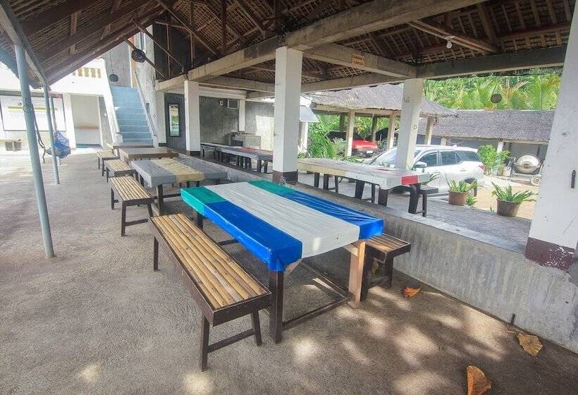 בית מלון כפרי 247 Balikbayan Fun Resort