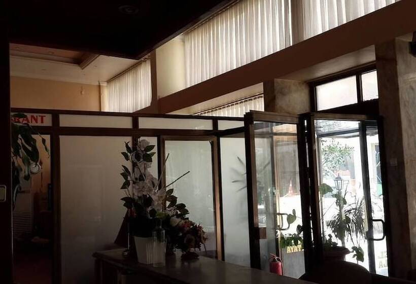 酒店 Ayatekla