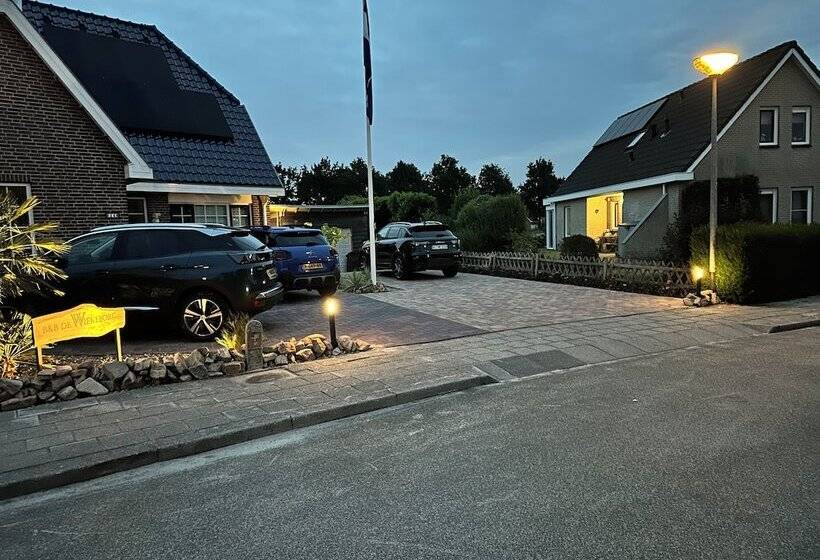 호텔 B&b De Wiekeborg