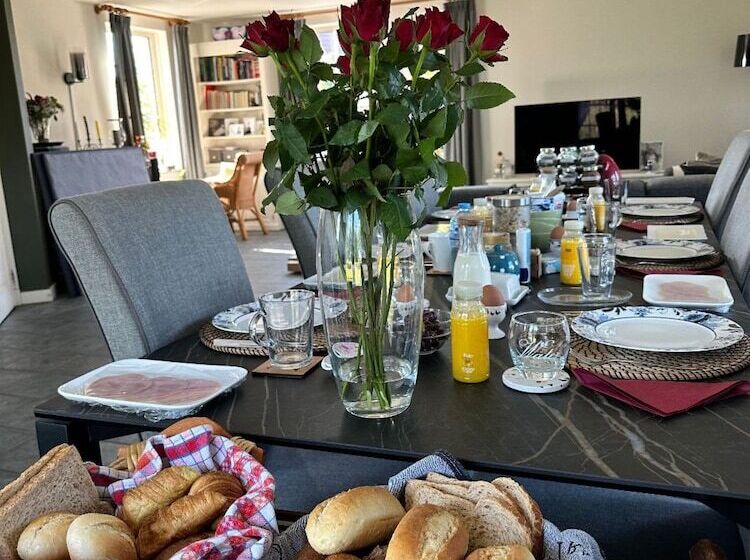 호텔 B&b De Wiekeborg