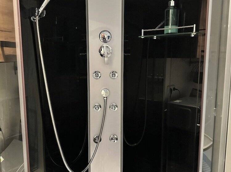 호텔 B&b De Wiekeborg