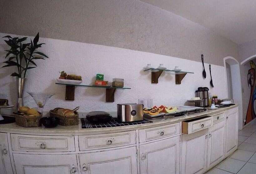 Отель Black Hostel