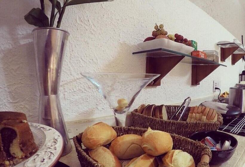 Отель Black Hostel