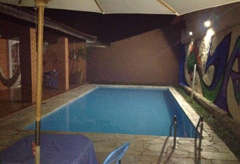 Отель Black Hostel