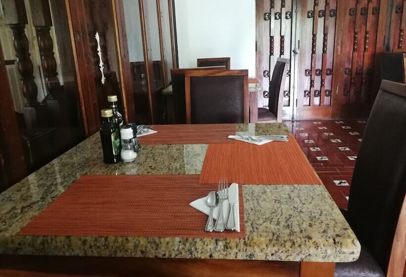 فندق Boutique Casa Real