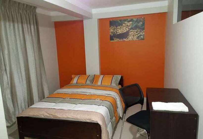 Отель Buenas Noches