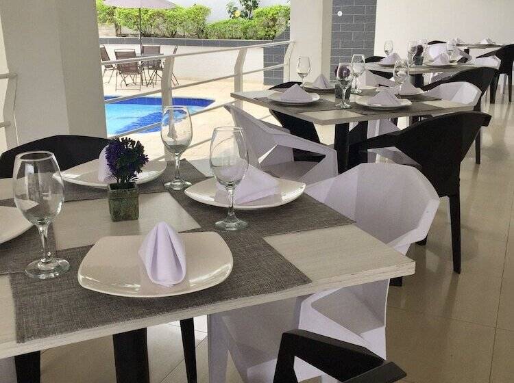 Отель Casa Blanca Villeta