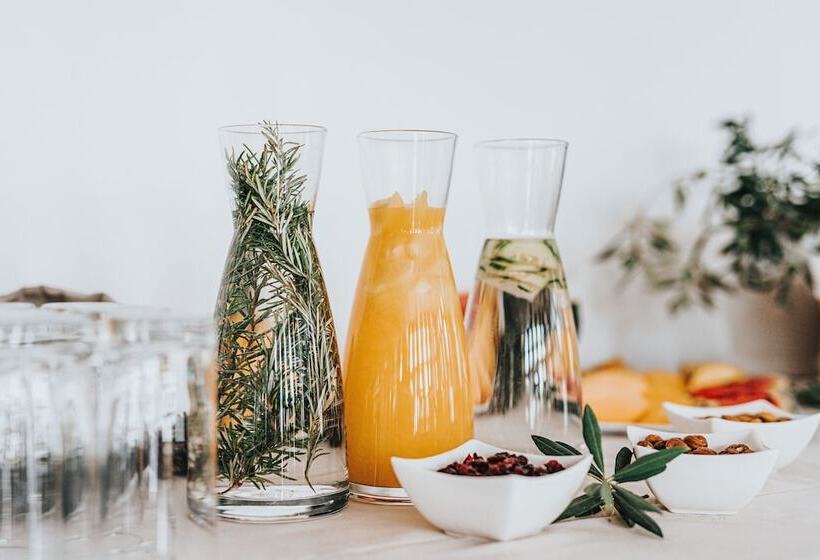 ホテル Colentum Resort Murter