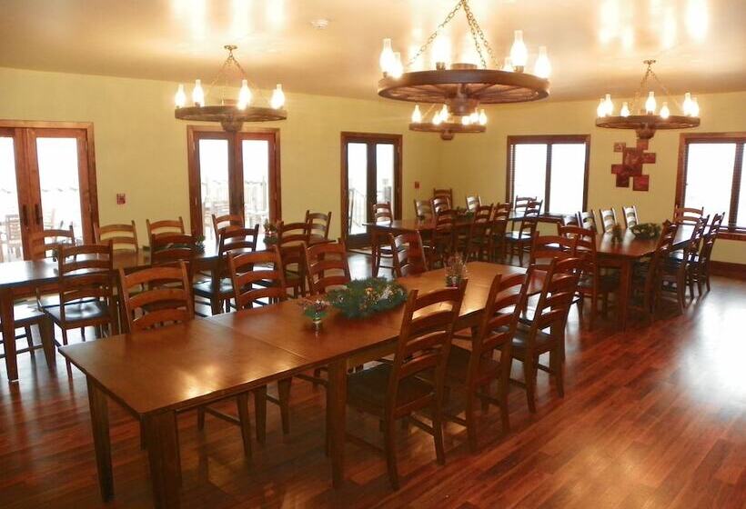 فندق Dakota Prairie Lodge & Resort