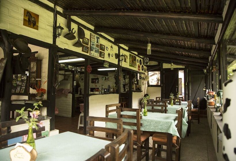 فندق Estancia De La Campiña