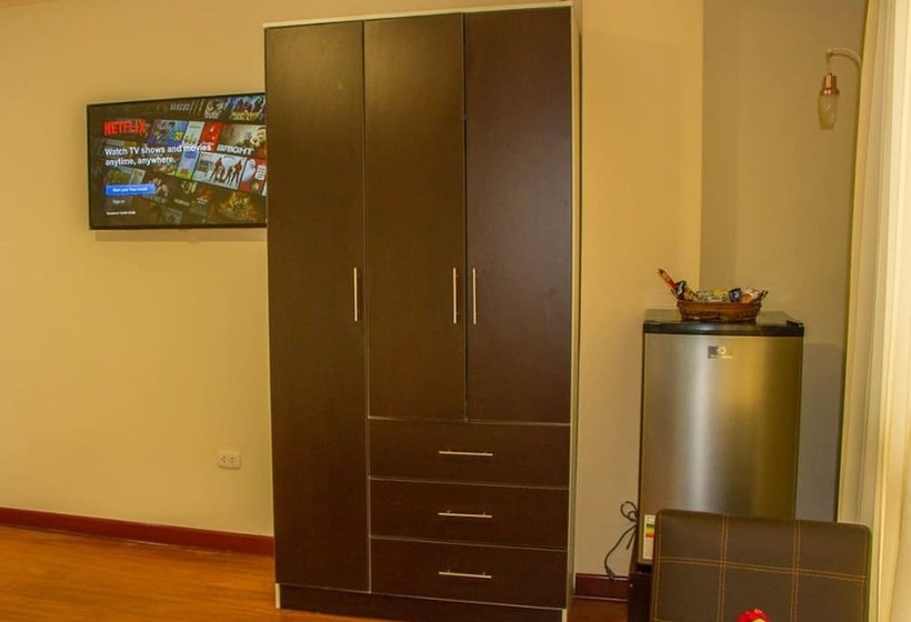 בית מלון כפרי Korimarka Suite