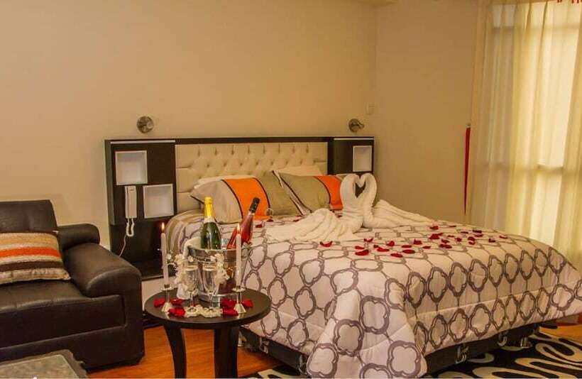 בית מלון כפרי Korimarka Suite