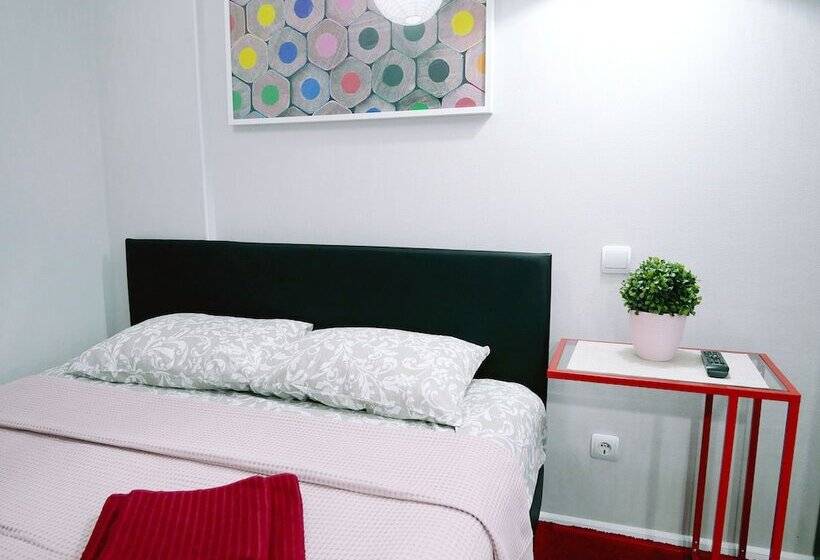 Отель Kvartirkin Zarechye