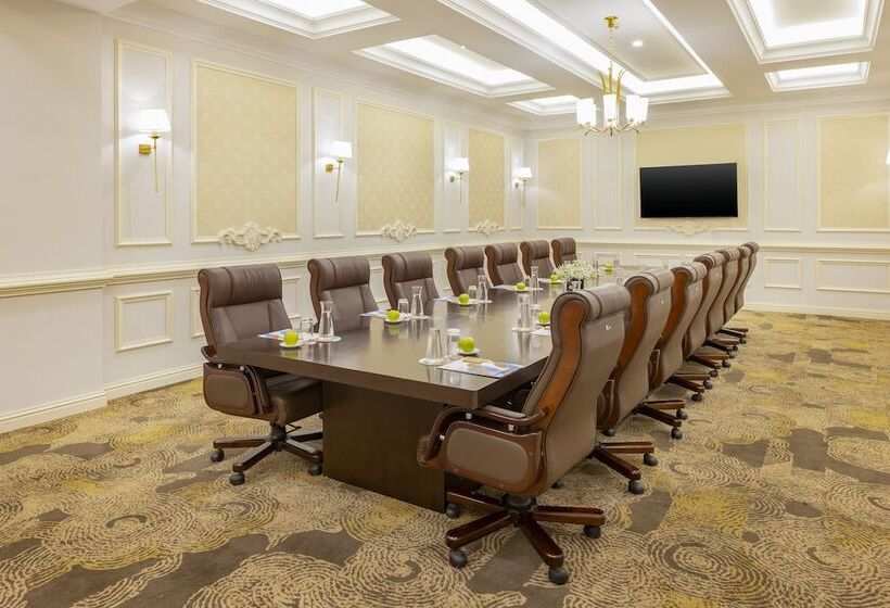 هتل Meliá Vinpearl Phu Ly