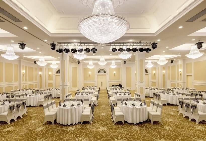 هتل Meliá Vinpearl Phu Ly