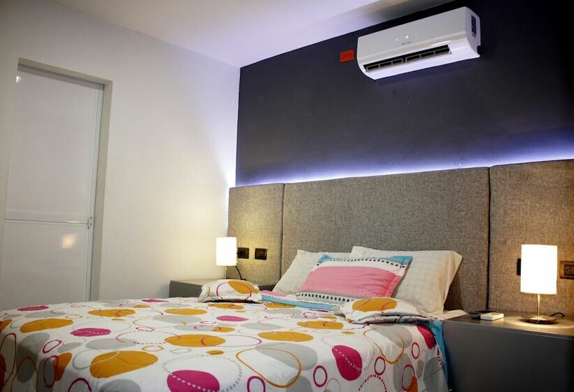 בית מלון כפרי Najhomi