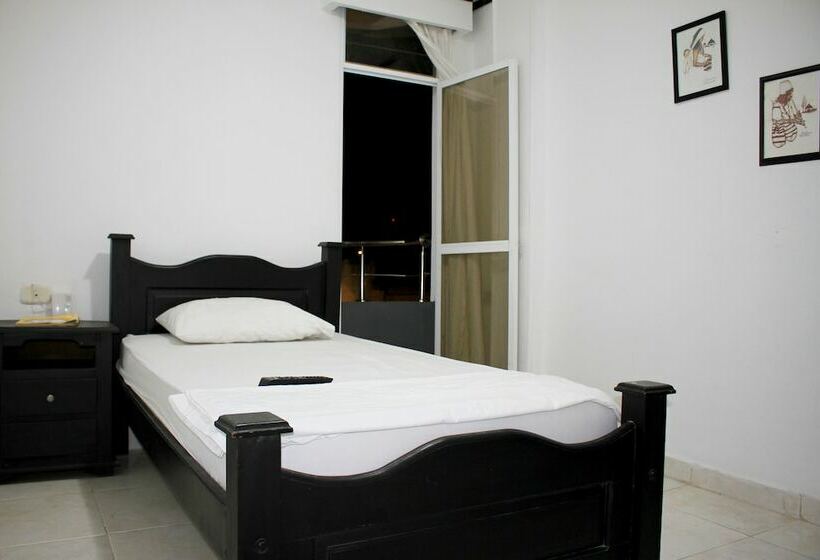 בית מלון כפרי Najhomi